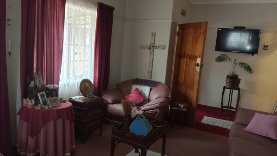 3 Bedroom Property for Sale in Ellaton North West